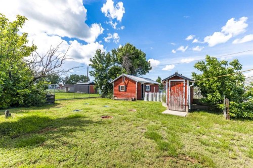 80 Pacific Avenue, Irvine, AB 