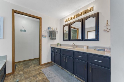 18 Rideau Crescent Se, Medicine Hat, AB 