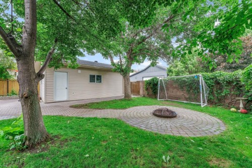 18 Rideau Crescent Se, Medicine Hat, AB 