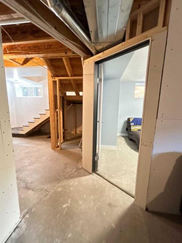 938 Manor Place Se, Redcliff, AB 