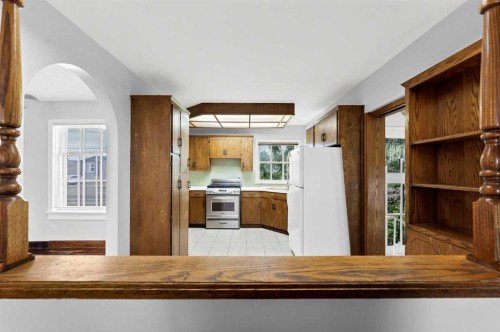 315 2 Street Nw, Redcliff, AB 
