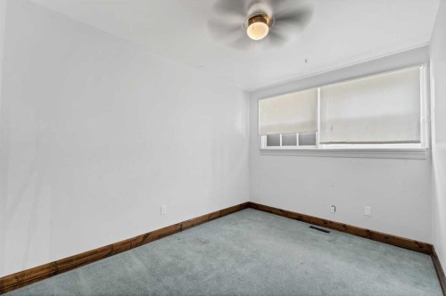 315 2 Street Nw, Redcliff, AB 