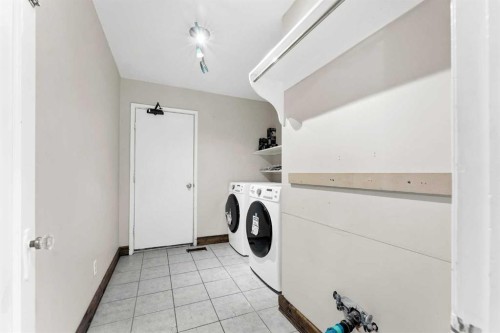 315 2 Street Nw, Redcliff, AB 