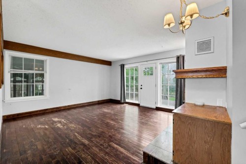 315 2 Street Nw, Redcliff, AB 