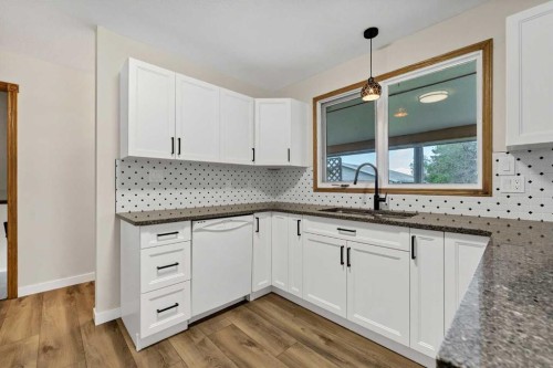 73 Clark Crescent Se, Medicine Hat, AB 