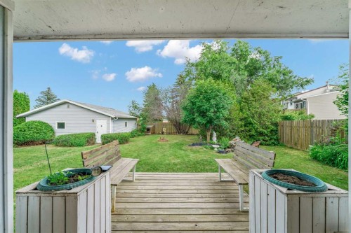 73 Clark Crescent Se, Medicine Hat, AB 