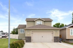 28 Ranchview Way NEMedicine Hat, AB T1C 0G3