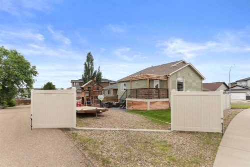 28 Ranchview Way Ne, Medicine Hat, AB 