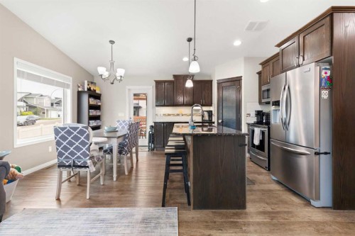 28 Ranchview Way Ne, Medicine Hat, AB 