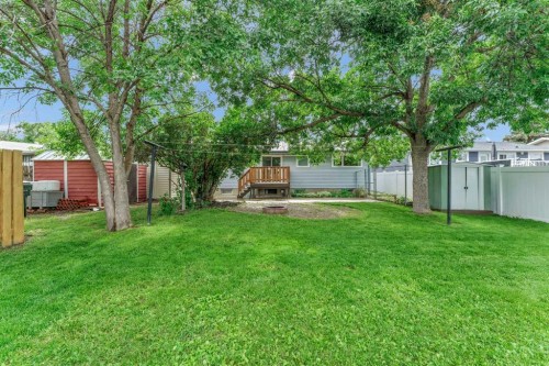 78 Clark Crescent Se, Medicine Hat, AB 