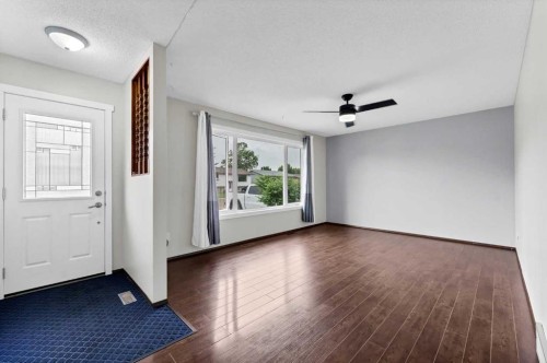 78 Clark Crescent Se, Medicine Hat, AB 