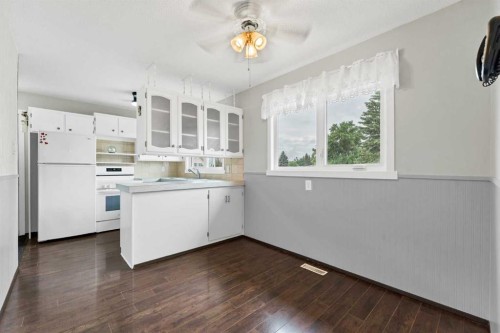 78 Clark Crescent Se, Medicine Hat, AB 