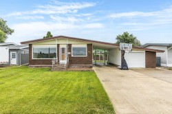 851 Mccutcheon Drive NWMedicine Hat, AB T1A 6X9