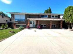 53 Carswell Road SEMedicine Hat, AB T1B 1L9