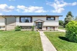 288 Ross Glen Drive SEMedicine Hat, AB T1B 3A5