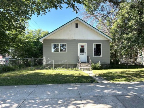 1077 Braemar Street SE Medicine Hat, AB T1A 0V9