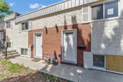 5-6 Chinook Drive SW Medicine Hat, AB T1A 4B3