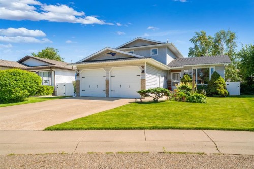 1630 31 Street SE Medicine Hat, AB T1A 8J8