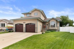 23 Stanfield Place SEMedicine Hat, AB T1B 4J2