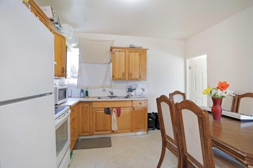 12 Upland Place West, Brooks, AB 