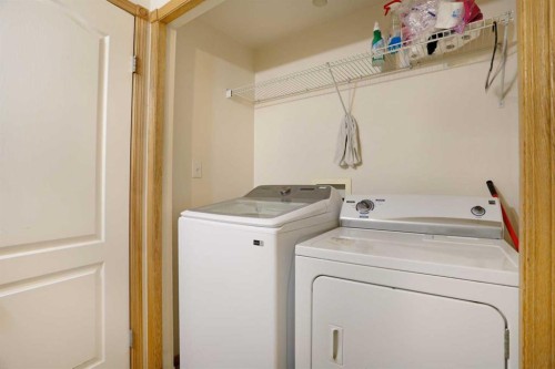 12 Upland Place West, Brooks, AB 