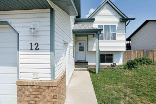 12 Upland Place West, Brooks, AB 