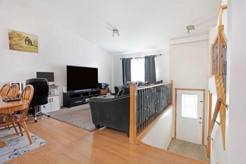 12 Upland Place West, Brooks, AB 