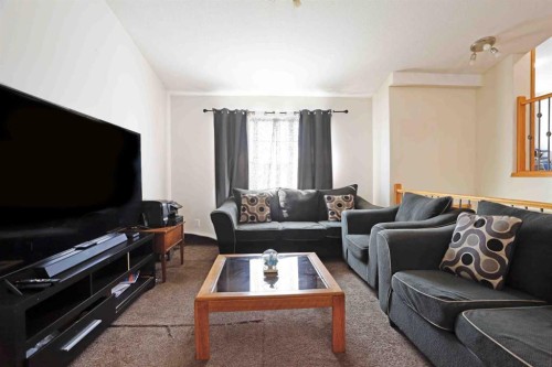 12 Upland Place West, Brooks, AB 