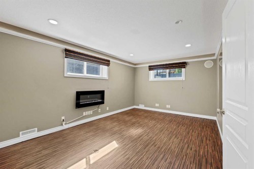 42 Somerset Link Se, Medicine Hat, AB - Indoor With Fireplace