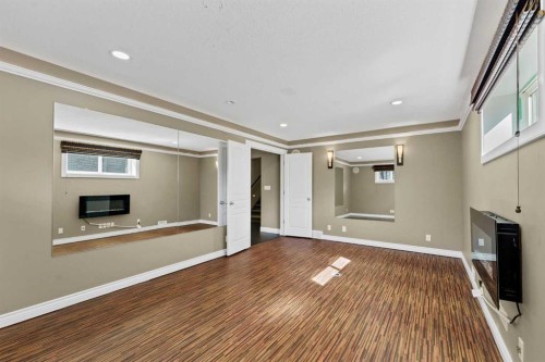 42 Somerset Link Se, Medicine Hat, AB - Indoor Photo Showing Other Room With Fireplace
