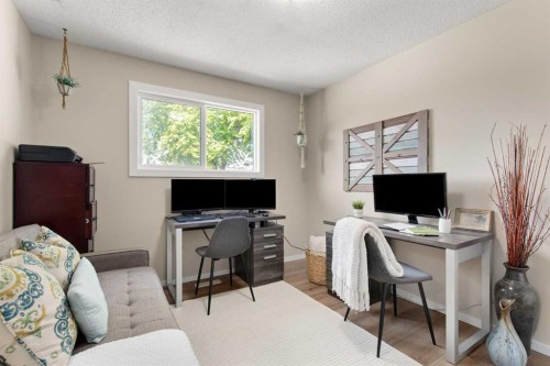 92 Sharpe Crescent Se, Medicine Hat, AB 