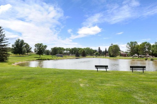 92 Sharpe Crescent Se, Medicine Hat, AB 