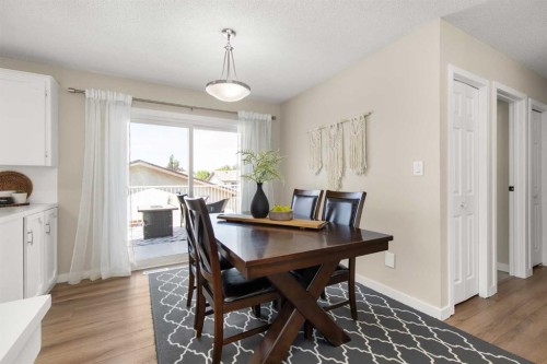92 Sharpe Crescent Se, Medicine Hat, AB 