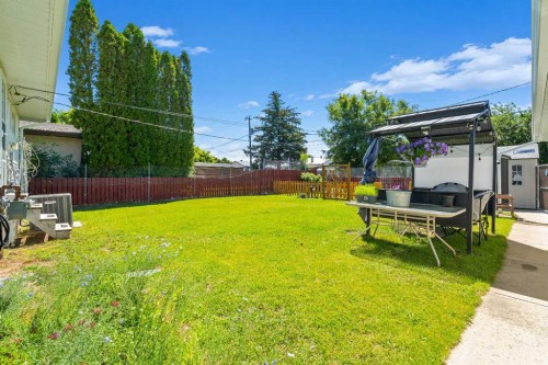 131 Mitchell Crescent Nw, Medicine Hat, AB 