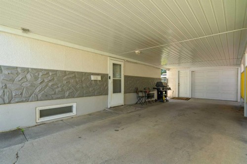 131 Mitchell Crescent Nw, Medicine Hat, AB 