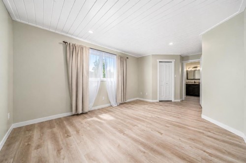 11 Taylor Crescent Se, Medicine Hat, AB 