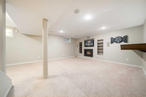 11 Taylor Crescent Se, Medicine Hat, AB 