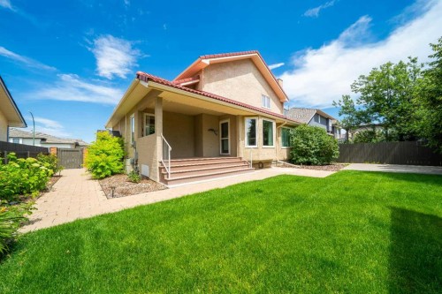 11 Taylor Crescent Se, Medicine Hat, AB 