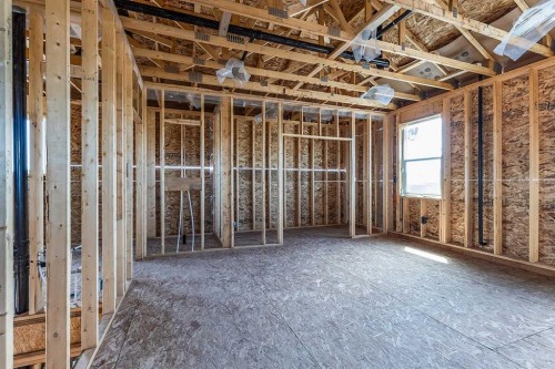 918 Memorial Drive Se, Redcliff, AB 