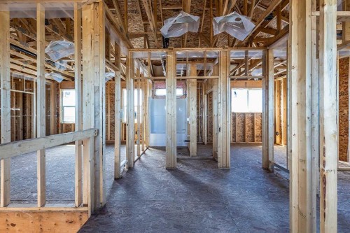 918 Memorial Drive Se, Redcliff, AB 
