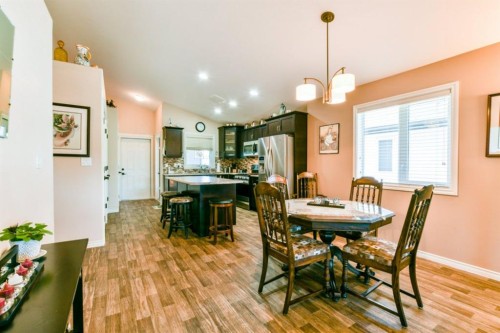 159 Chartwell Row Se, Medicine Hat, AB 