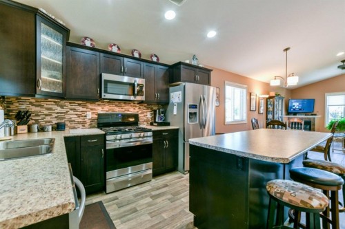 159 Chartwell Row Se, Medicine Hat, AB 