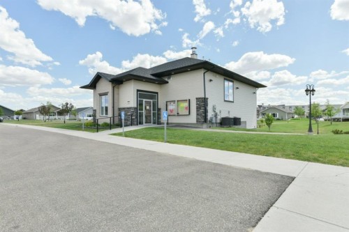 159 Chartwell Row Se, Medicine Hat, AB 