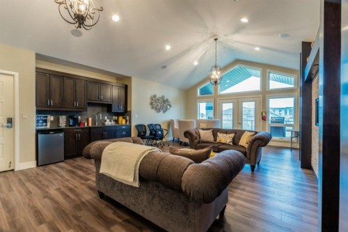159 Chartwell Row Se, Medicine Hat, AB 