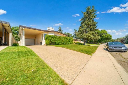 510 1 Street NW Medicine Hat, AB T1A 6H8