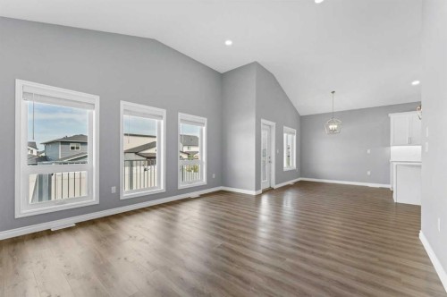 127 Hamptons Crescent Se, Medicine Hat, AB - Indoor