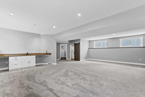 127 Hamptons Crescent Se, Medicine Hat, AB - Indoor Photo Showing Other Room