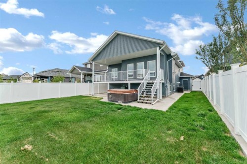 127 Hamptons Crescent Se, Medicine Hat, AB - Outdoor With Deck Patio Veranda