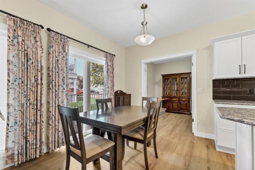 372 Northlands Pointe Ne, Medicine Hat, AB - Indoor Photo Showing Dining Room