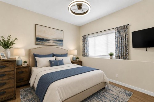 372 Northlands Pointe Ne, Medicine Hat, AB - Indoor Photo Showing Bedroom